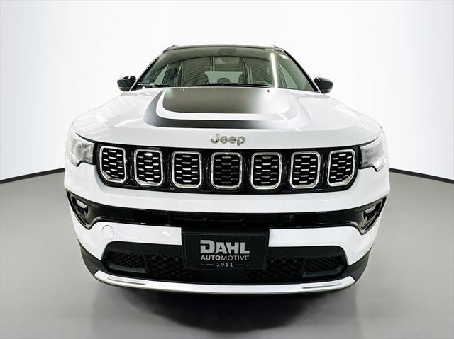 2025 Jeep Compass COMPASS LIMITED 4X4