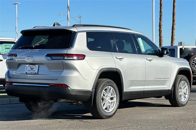 2025 Jeep Grand Cherokee GRAND CHEROKEE L LAREDO X 4X2
