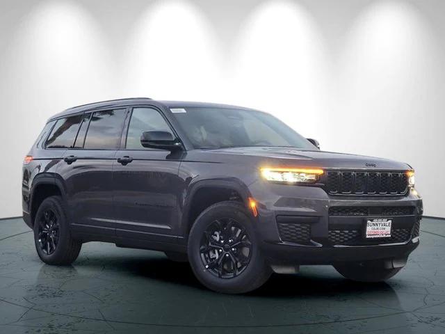2025 Jeep Grand Cherokee GRAND CHEROKEE L ALTITUDE 4X4