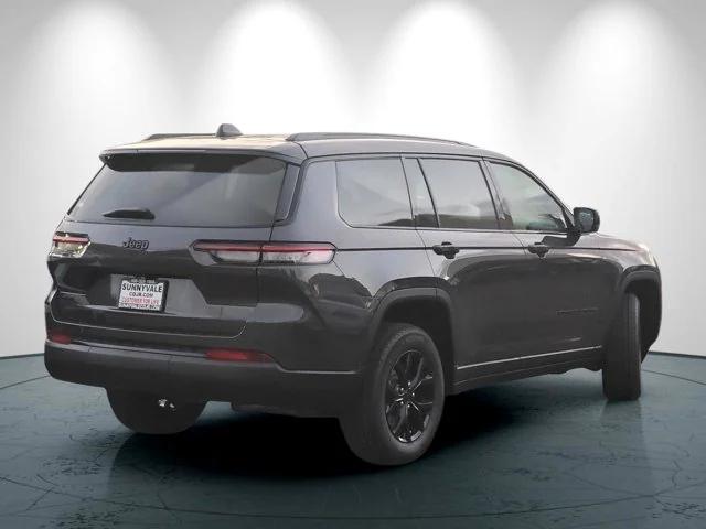 2025 Jeep Grand Cherokee GRAND CHEROKEE L ALTITUDE 4X4