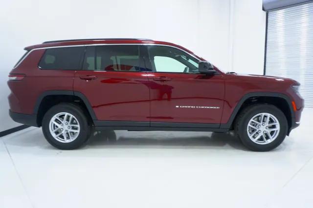 2025 Jeep Grand Cherokee GRAND CHEROKEE L LAREDO X 4X2