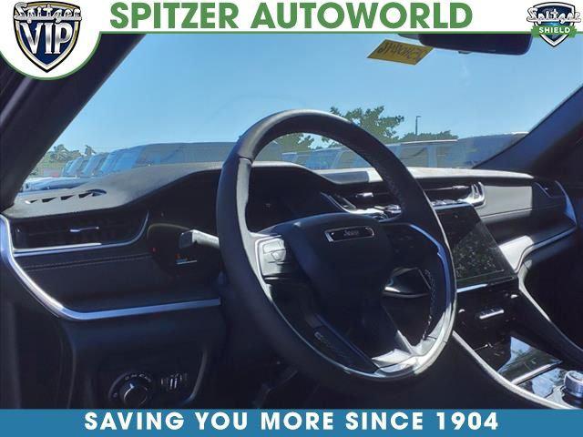 2025 Jeep Grand Cherokee GRAND CHEROKEE L LAREDO X 4X2