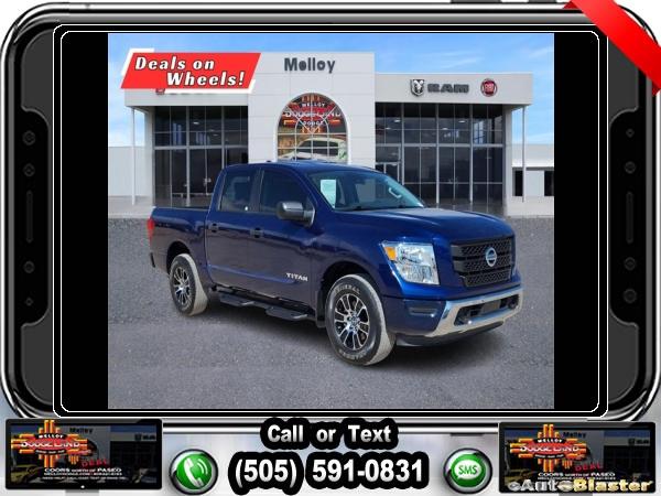 2022 Nissan TITAN Crew Cab SV 4x4