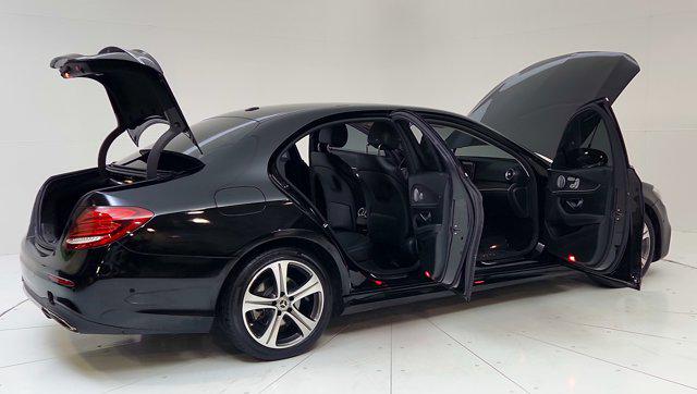 2018 Mercedes-Benz E-CLASS E 300 E 300