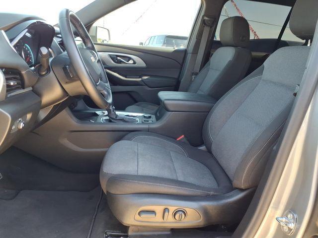 2023 Chevrolet Traverse FWD LT Cloth