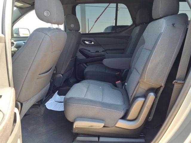 2023 Chevrolet Traverse FWD LT Cloth