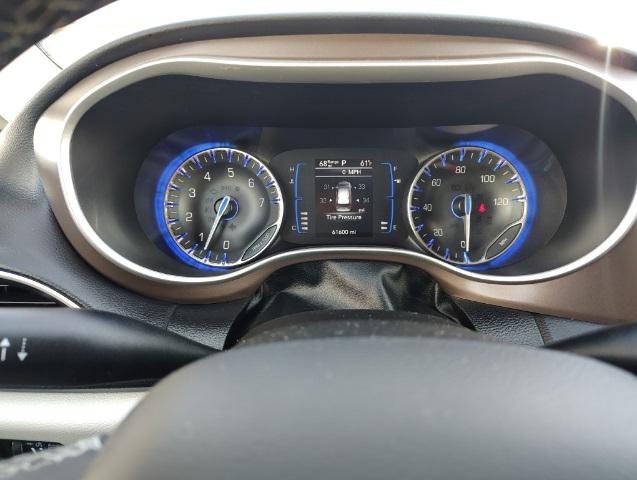 2022 Chrysler Voyager LX