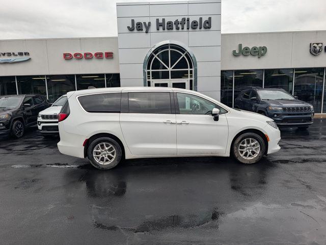 2022 Chrysler Voyager LX for sale in Frontenac, KS