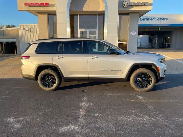 2025 Jeep Grand Cherokee GRAND CHEROKEE L ALTITUDE X 4X2