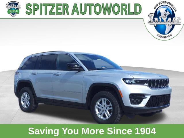 2025 Jeep Grand Cherokee GRAND CHEROKEE LAREDO 4X2