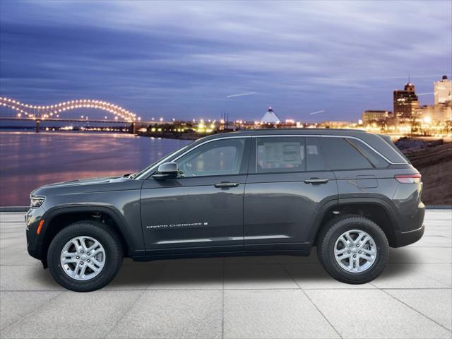 New 2025 Jeep Grand Cherokee Laredo New 2025 Jeep Grand Cherokee Laredo