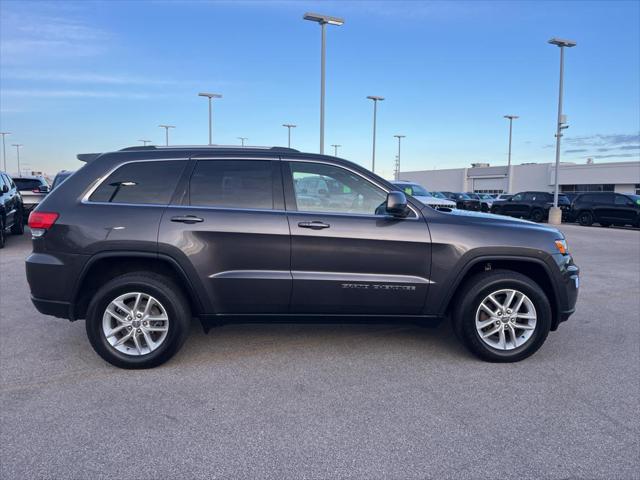 2017 Jeep Grand Cherokee Laredo 4x4