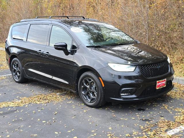 2021 Chrysler Pacifica Hybrid Touring L