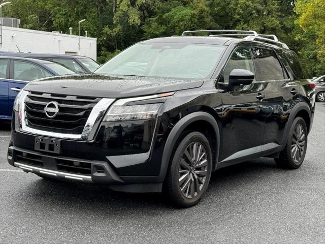 2023 Nissan Pathfinder SL 4WD