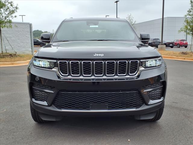 2024 Jeep Grand Cherokee GRAND CHEROKEE LAREDO X 4X4