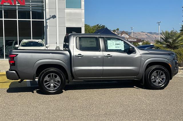 2025 Nissan Frontier Crew Cab SV 4x2