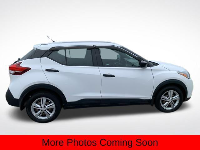 2019 Nissan Kicks S