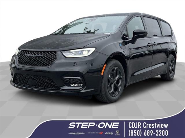 2024 Chrysler Pacifica Hybrid PACIFICA PLUG-IN HYBRID S APPEARANCE