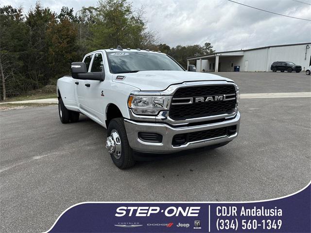 2024 RAM Ram 3500 RAM 3500 TRADESMAN CREW CAB 4X4 8 BOX