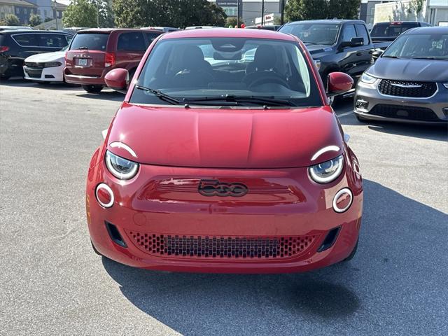 2024 Fiat FIAT 500e 500e INSPI(RED)