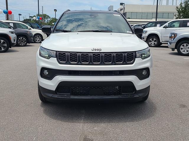 2024 Jeep Compass COMPASS LATITUDE 4X4