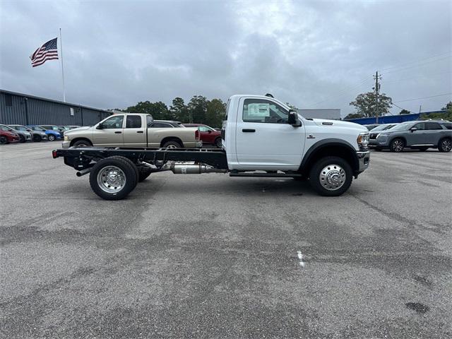 2024 RAM Ram 5500 Chassis Cab RAM 5500 TRADESMAN CHASSIS REGULAR CAB 4X4 84 CA