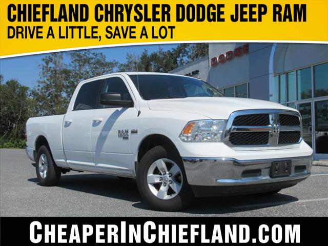 2020 RAM 1500 Classic SLT Crew Cab 4x2 64 Box