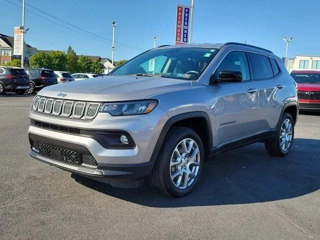 2022 Jeep Compass Latitude Lux 4x4