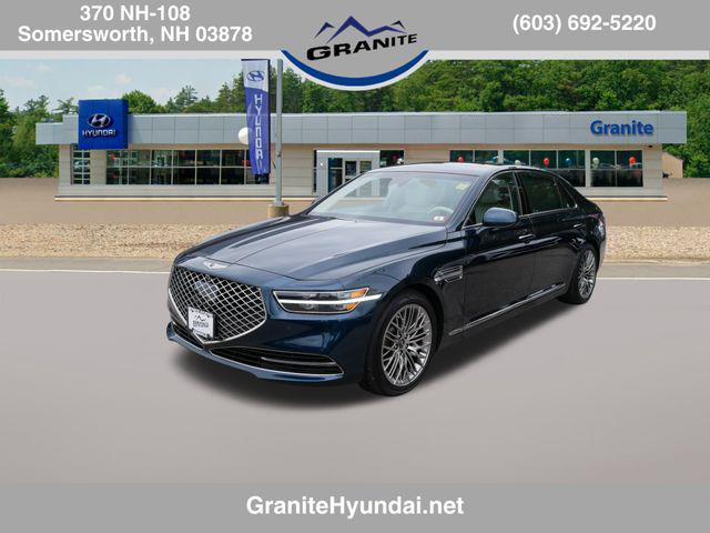 2022 Genesis G90