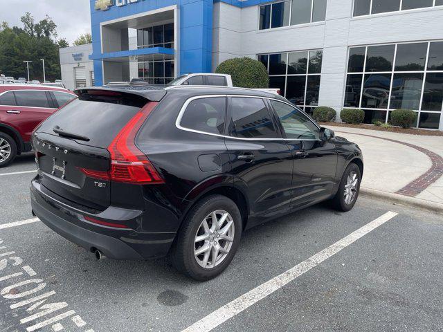 2019 Volvo XC60 T5 Momentum
