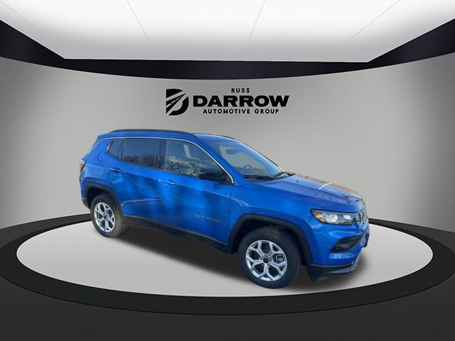 2025 Jeep Compass COMPASS LATITUDE 4X4