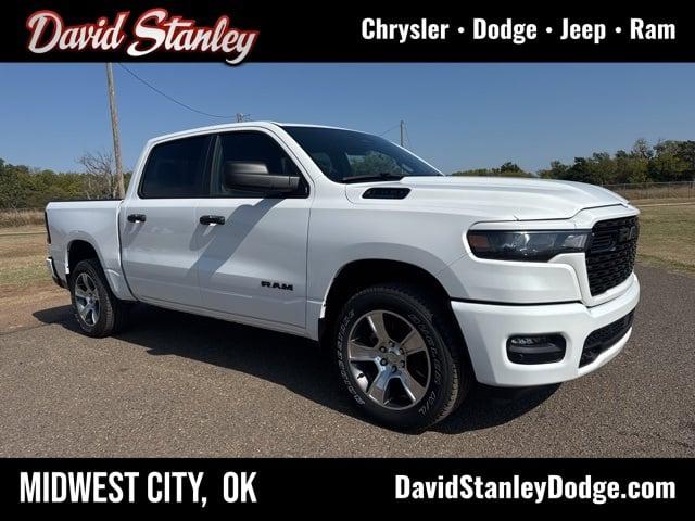 2025 RAM Ram 1500 RAM 1500 TRADESMAN CREW CAB 4X4 57 BOX