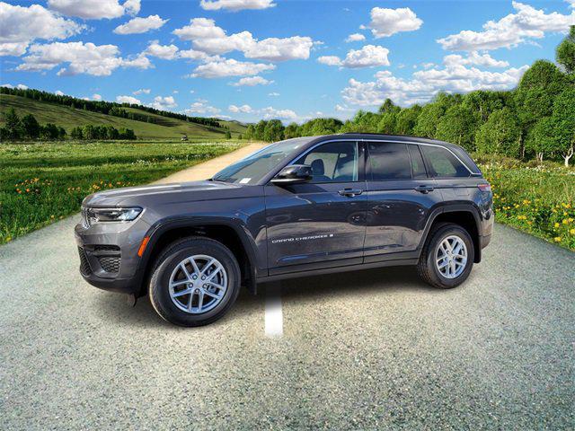 2025 Jeep Grand Cherokee GRAND CHEROKEE LAREDO X 4X4