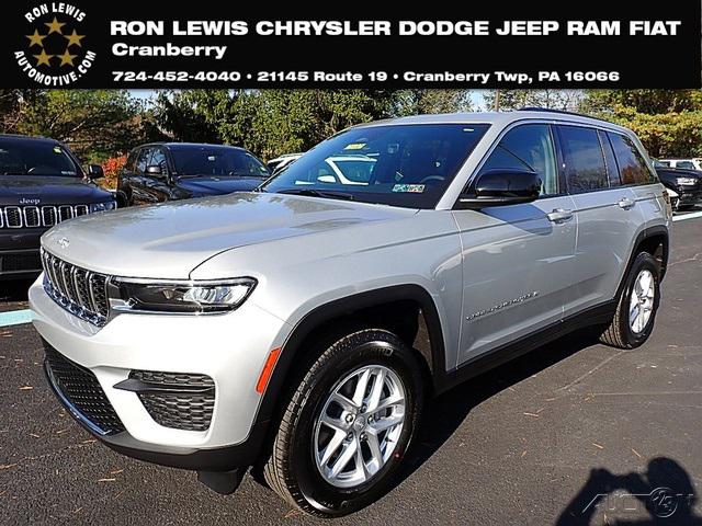 2025 Jeep Grand Cherokee GRAND CHEROKEE LAREDO X 4X4