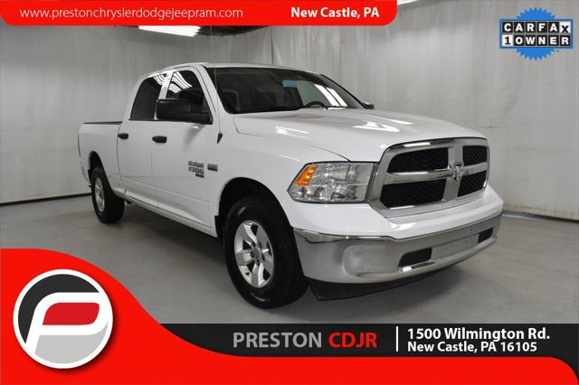 2022 RAM 1500 Classic Tradesman Crew Cab 4x4 64 Box