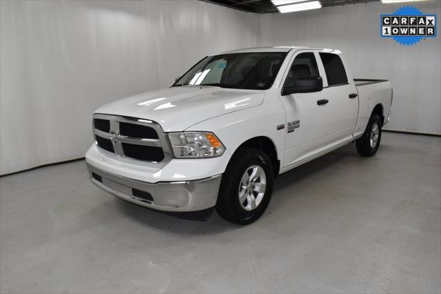 2022 RAM 1500 Classic Tradesman Crew Cab 4x4 64 Box