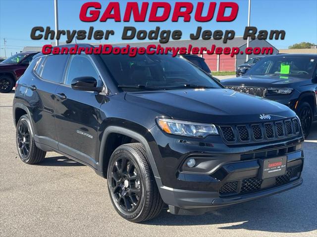 2023 Jeep Compass Latitude Lux FWD