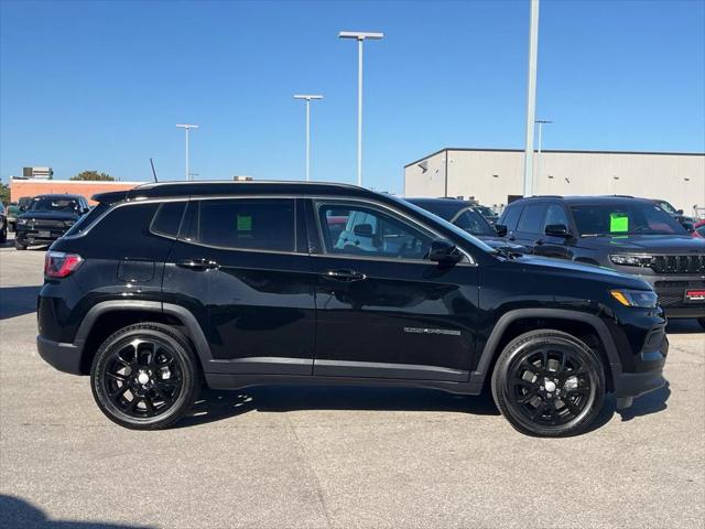 2023 Jeep Compass Latitude Lux FWD