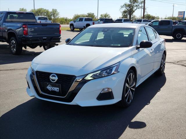 2022 Nissan Altima SR FWD