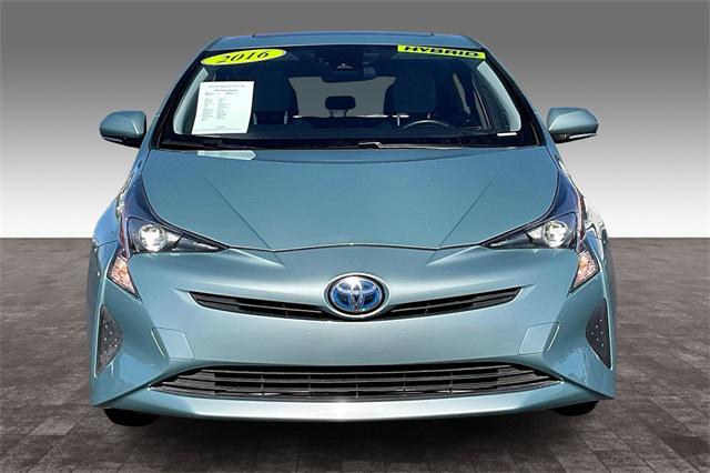 2016 Toyota Prius Four