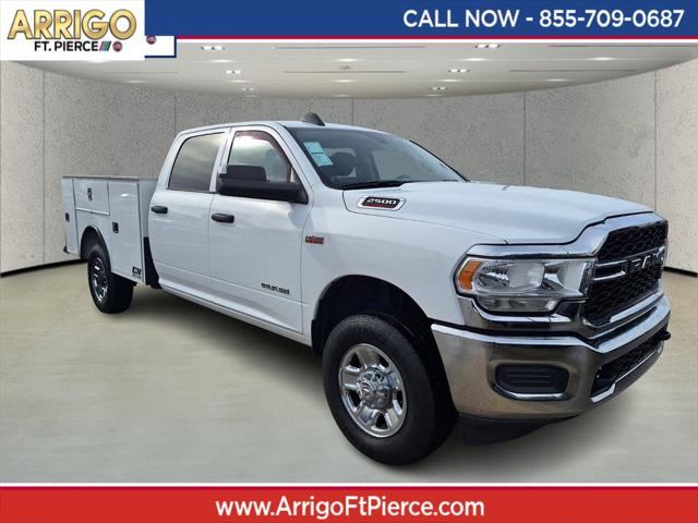 2020 RAM 2500 Tradesman Crew Cab 4X4 8 Box