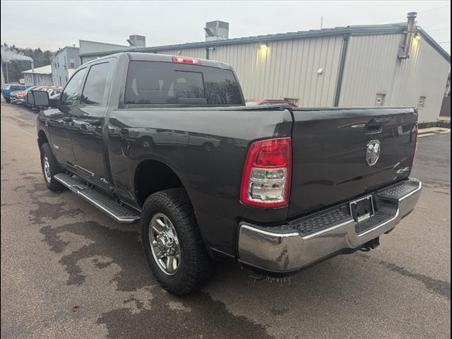 2021 RAM 3500 Tradesman Crew Cab 4x4 64 Box