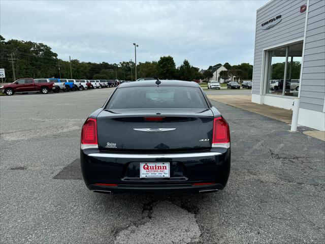 2018 Chrysler 300 Limited