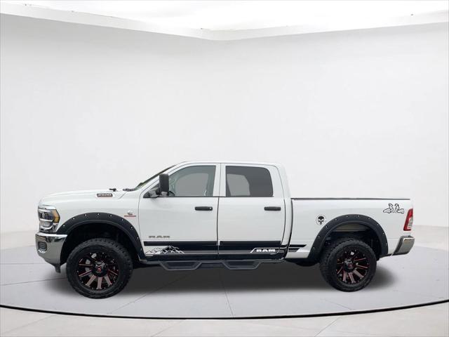 2020 RAM 2500 Tradesman Crew Cab 4X4 64 Box