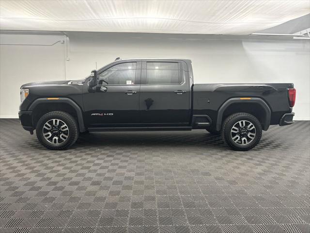 2022 GMC Sierra 2500HD 4WD Crew Cab Standard Bed AT4