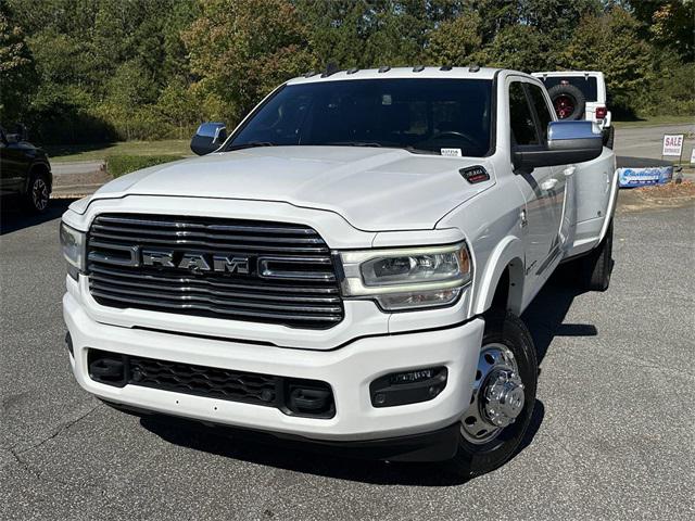 2019 RAM 3500 Laramie Crew Cab 4x4 8 Box