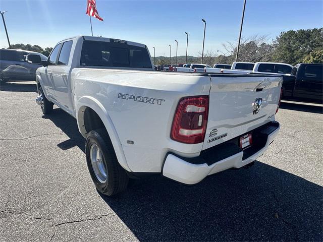 2019 RAM 3500 Laramie Crew Cab 4x4 8 Box