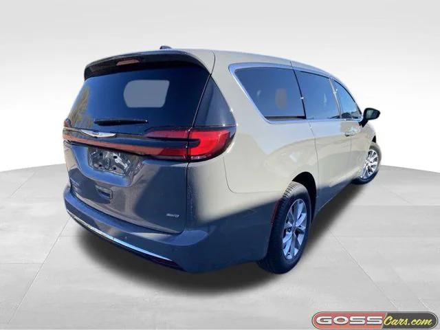2025 Chrysler Pacifica PACIFICA SELECT AWD