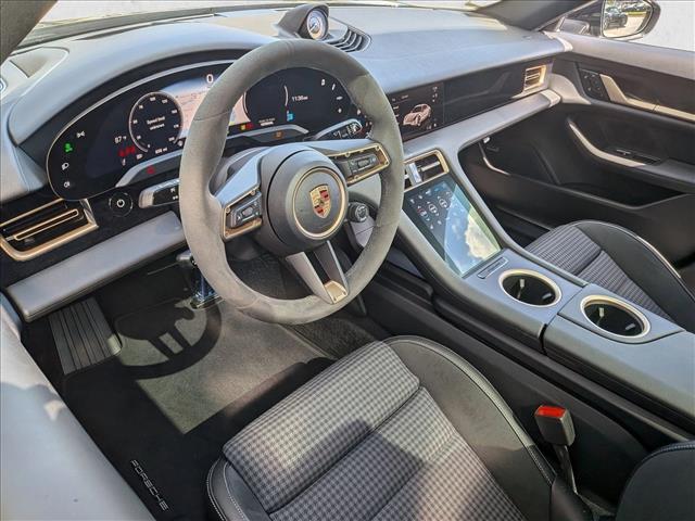 2025 Porsche Taycan 4S