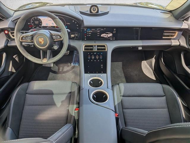 2025 Porsche Taycan 4S